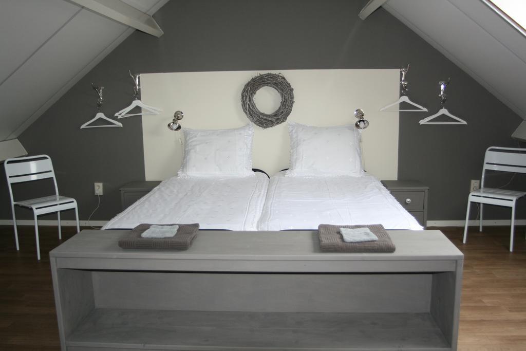 Erfgoedlogies D'Ouffenhoff Hotel Baarlo  Kamer foto
