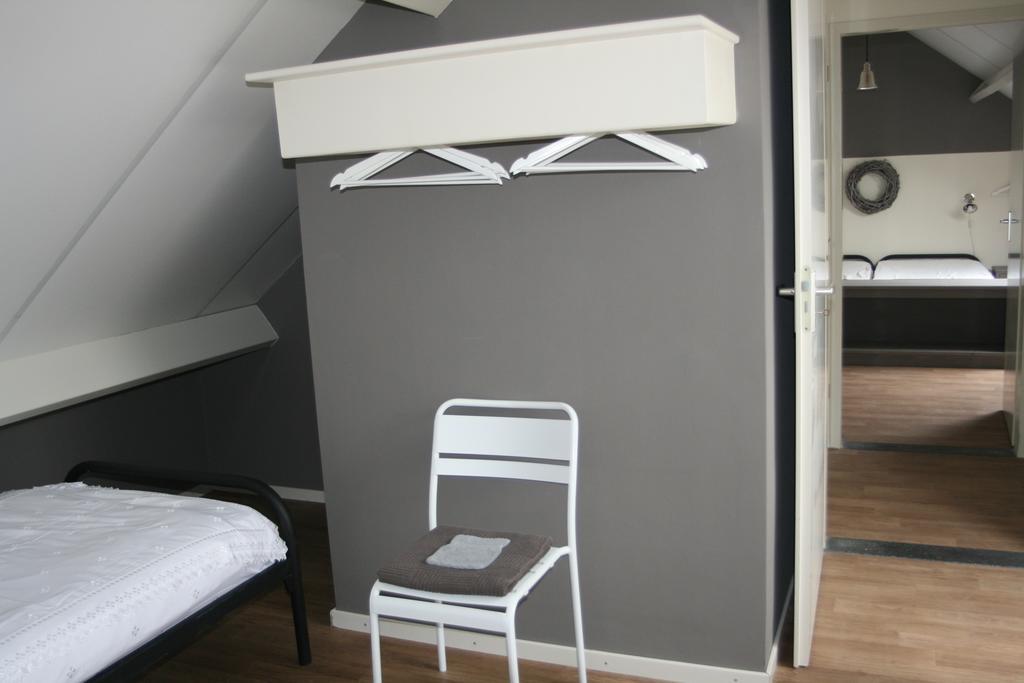 Erfgoedlogies D'Ouffenhoff Hotel Baarlo  Kamer foto