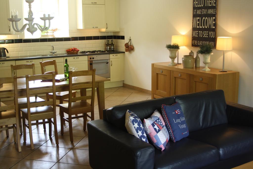 Erfgoedlogies D'Ouffenhoff Hotel Baarlo  Kamer foto